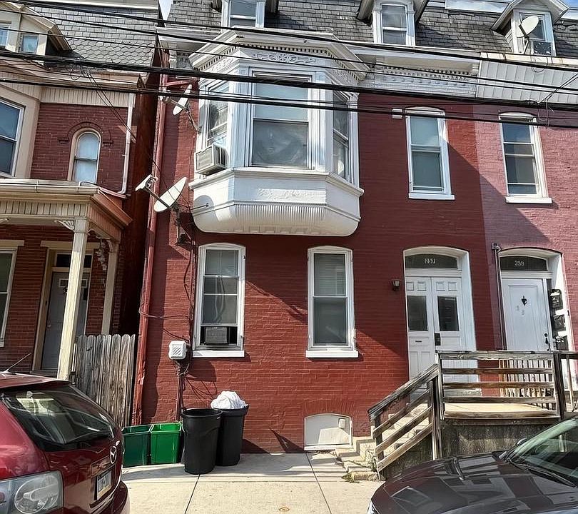 1st image of 257 E College Ave