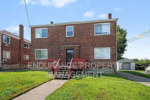 629 Maple Dr Photo 1