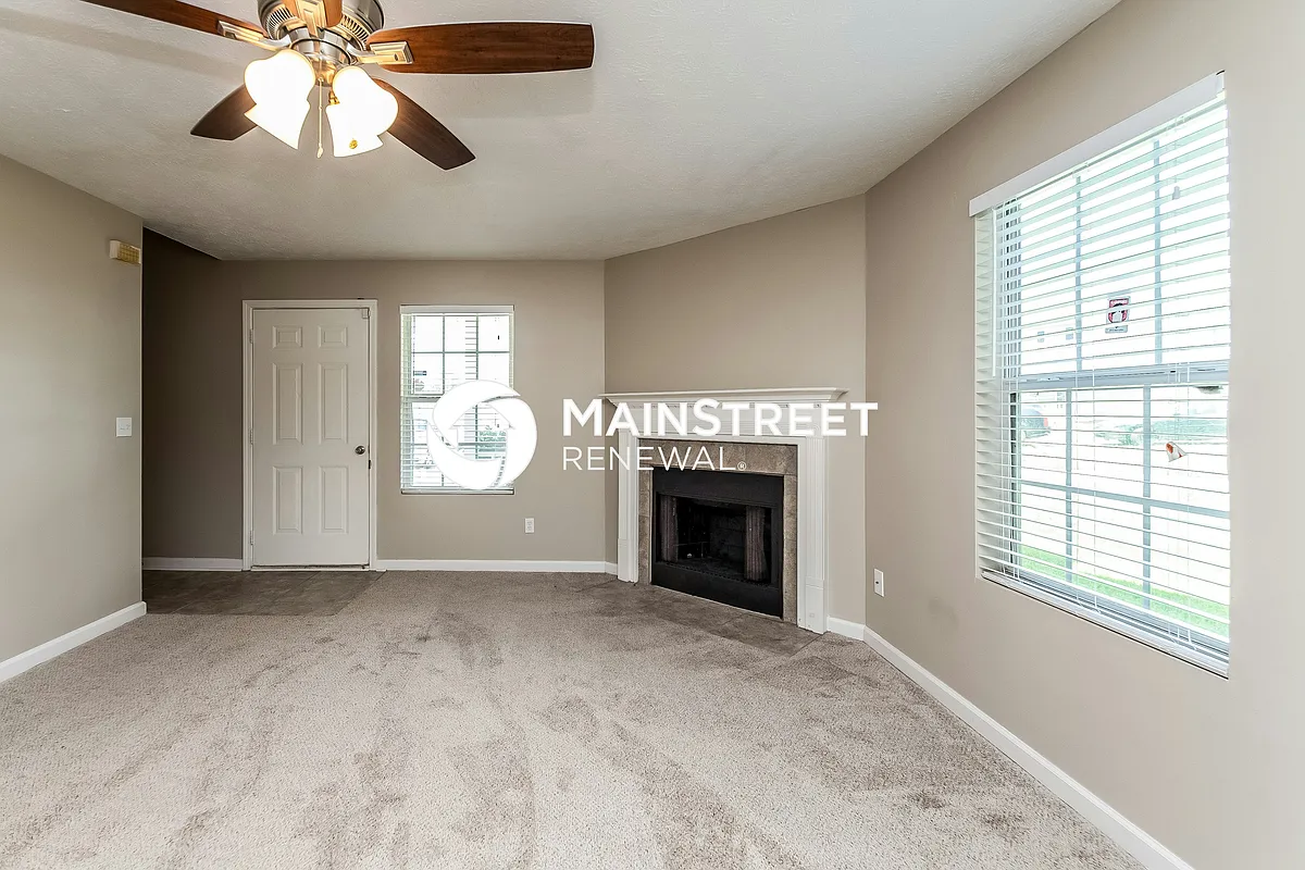 Living Room - 9602 Sleepy Hollow Ln