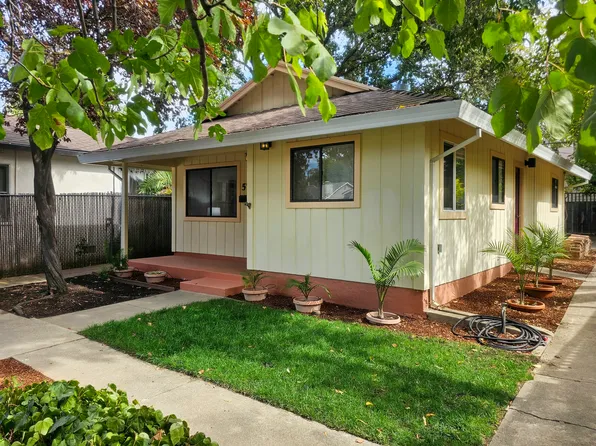 571 40th St, Sacramento, CA 95819
