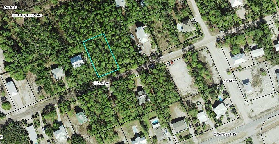2nd image of 541 E Pine Ave