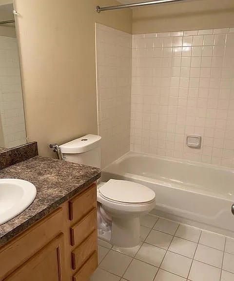 2605 Greenstone Blvd #210 — Photo 11