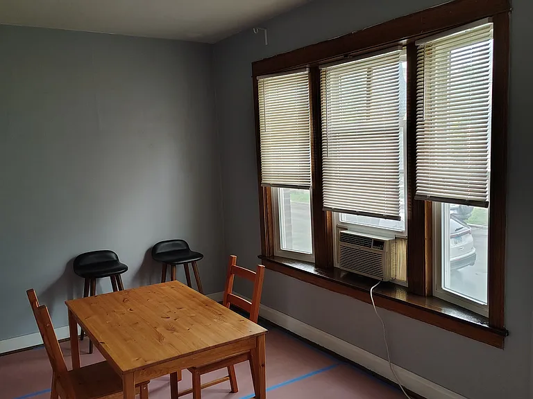 2907 W Fletcher St #1 — Photo 5