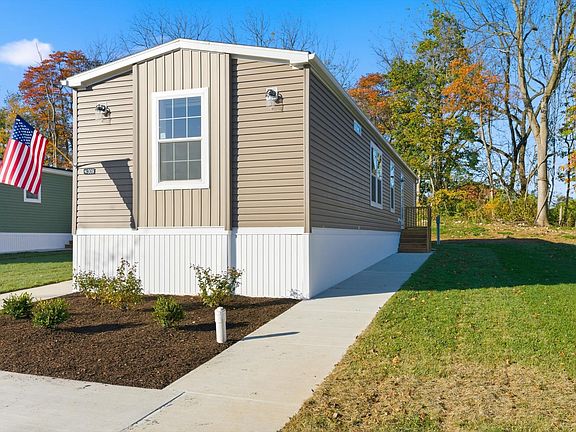 Exterior Image-4-Redman 70 JV Honey Ridge