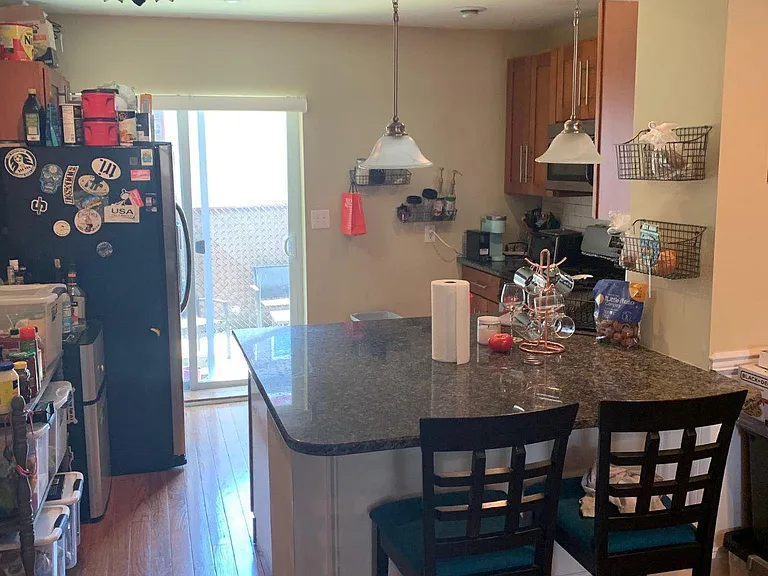 2364 E Fletcher St — Photo 4