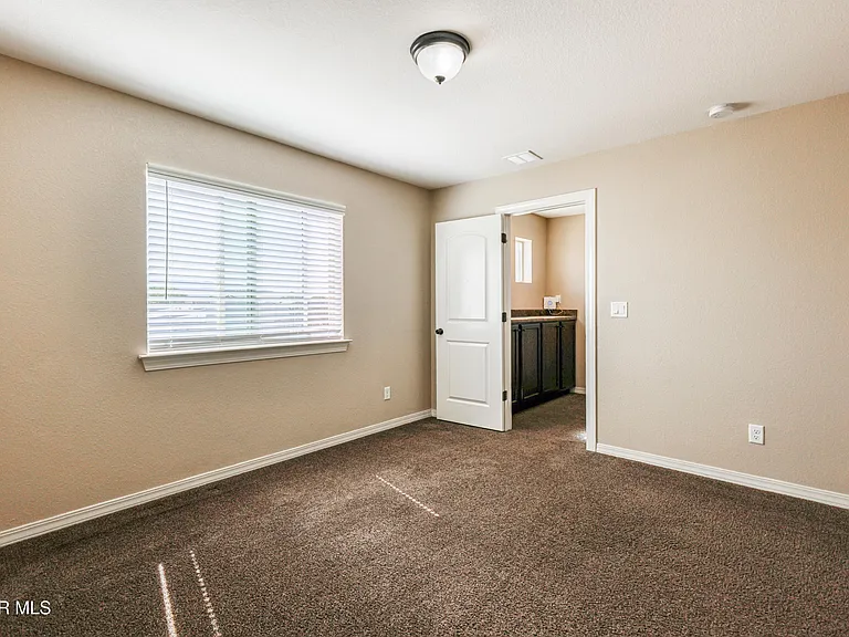 5525 Valley Cedar Dr — Photo 26