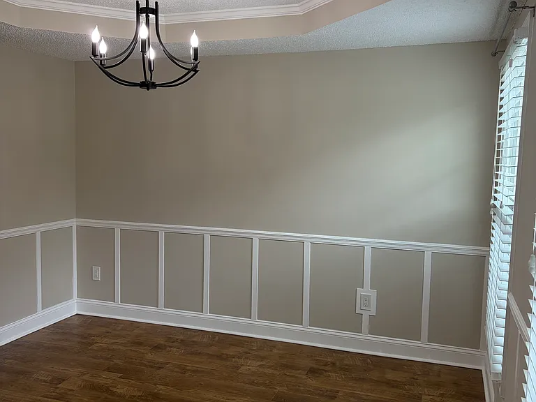 8724 Shoreham Blvd — Photo 11