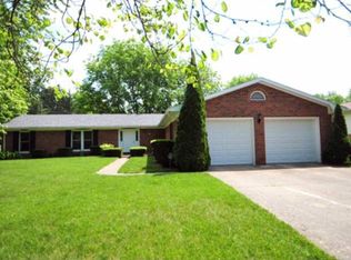 790 Golden Dr, Dayton, OH 45434