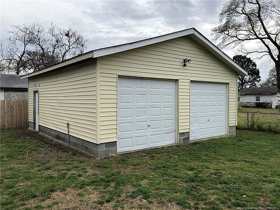 3rd image of 3211 Pelligrini Ave