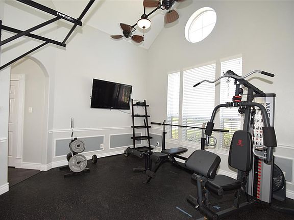 4th image of 2417 Fawnlake Cir