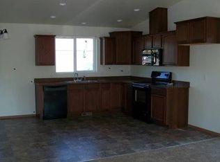 1252 Ostrander Ln, Cottage Grove, OR 97424