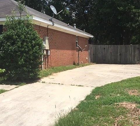 2nd image of 1770 Woodbrook Dr