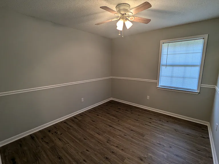 177 Sheila Dr — Photo 6