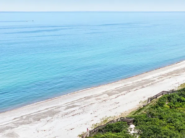 11 Longhill Dr, East Sandwich, MA 02537
