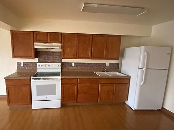 4th image of 2933 Siki Ct Unit 4