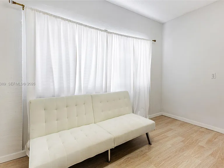 19323 Carolina Cir — Photo 13