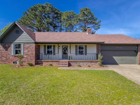 616 Edinburgh Ct, Jacksonville, AR 72076