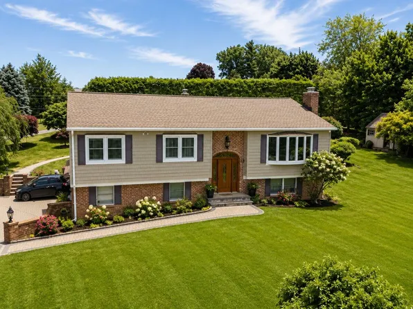 4 Shana Lane, Mahopac, NY 10541