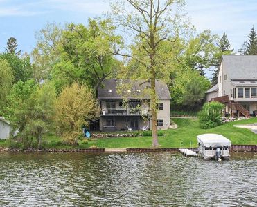 8003 Grand River Rd, Brighton, MI, 48114