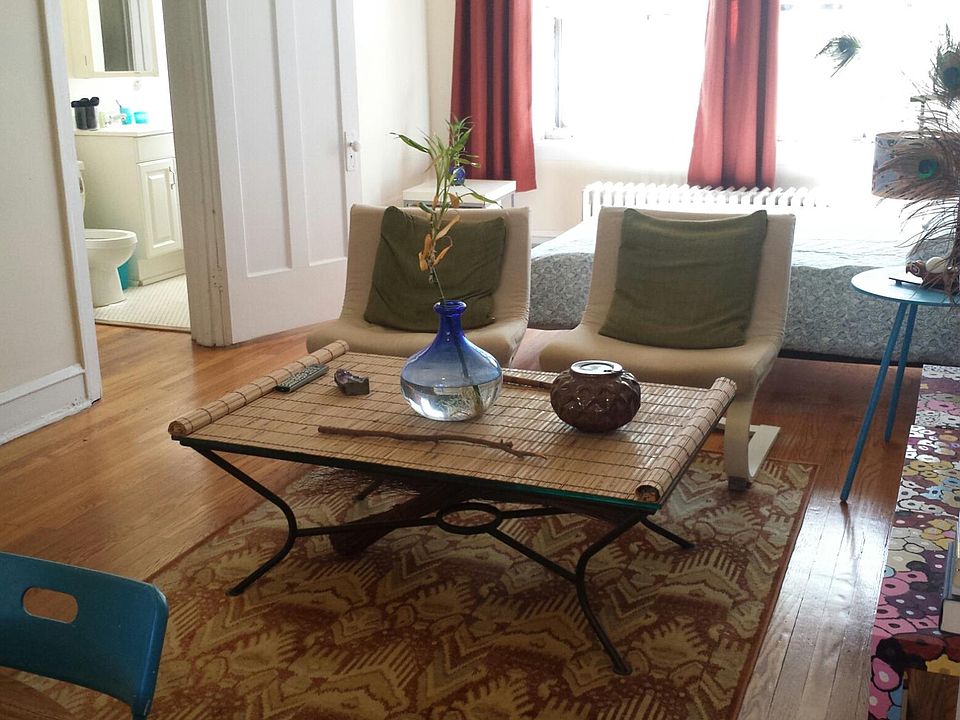 Living room and bedroom - studio