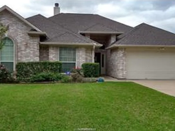 307 Stoney Hills Ct, College Station, TX 77845