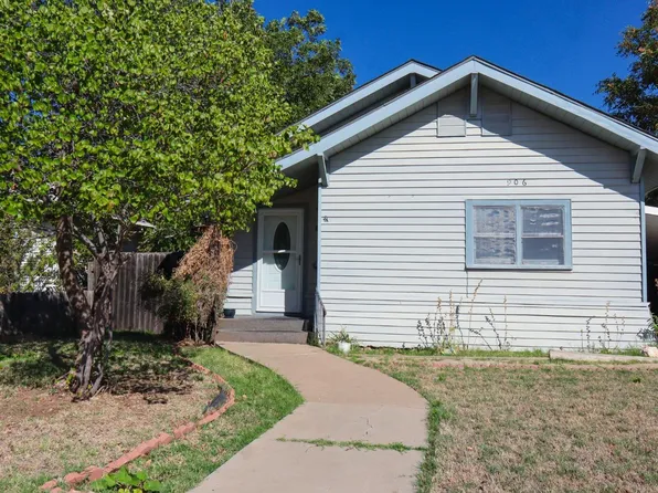 906 El Paso St, Plainview, TX 79072