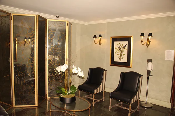 Sold by Owner | media 21