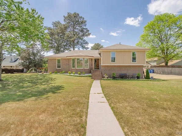 1204 Kenwood Ct, Prattville, AL 36067