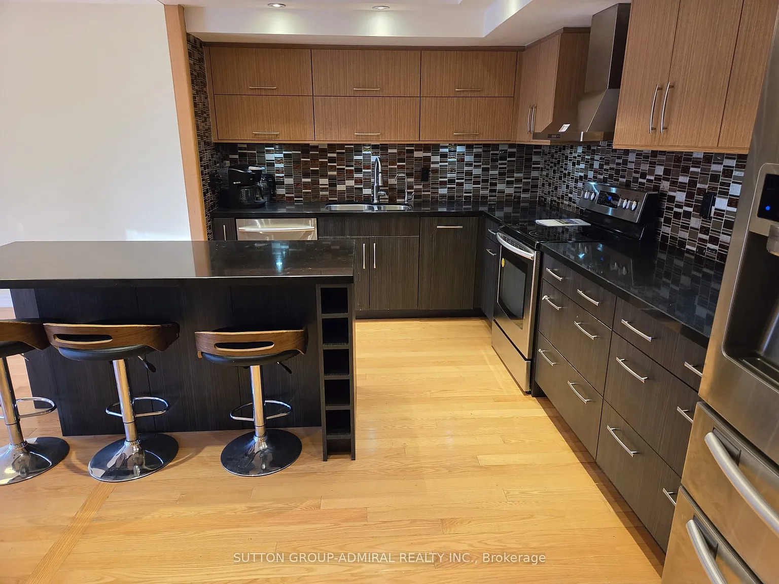 3 bed, $3,400 — Photo 4