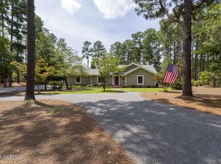 261 Foxfire Rd, Aberdeen, NC 28315