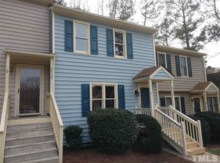 6532 English Oaks Dr, Raleigh, NC 27615