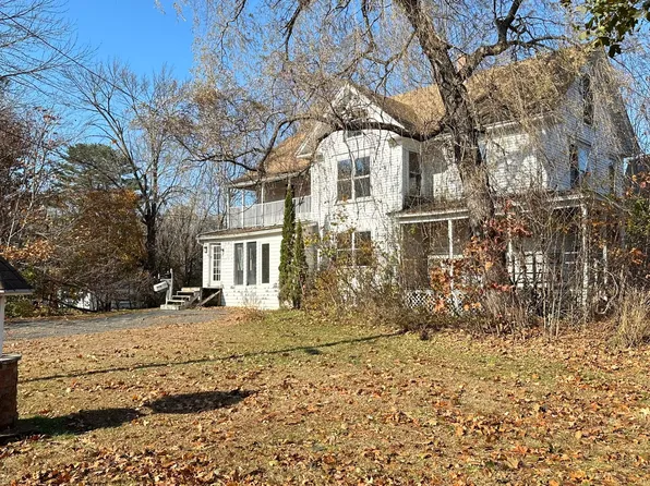 1 Maple Street, Milo, ME 04463