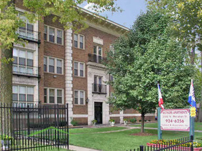 Biltmore Apartments — Photo 11