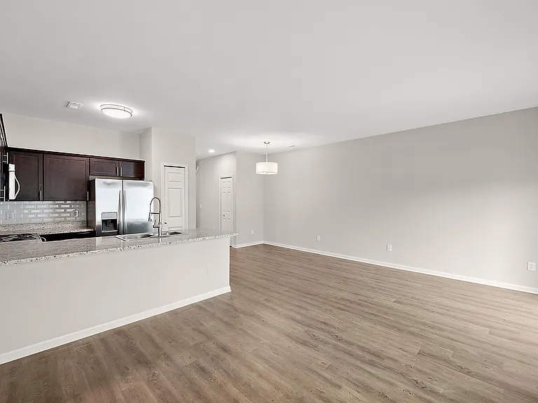 14537 Valenti Ln — Photo 8