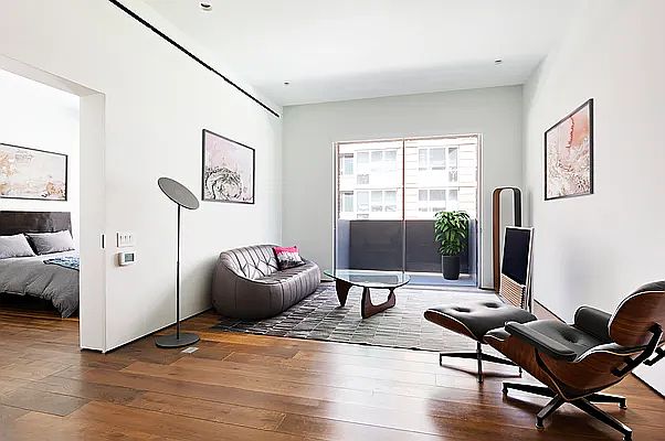 1st image of 527 W 27th St #3B