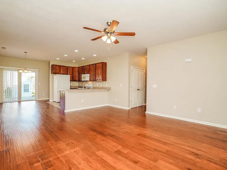 4001 Blue Mountain Cir — Photo 3