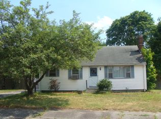 28 Stevens Ave, Braintree, MA 02184