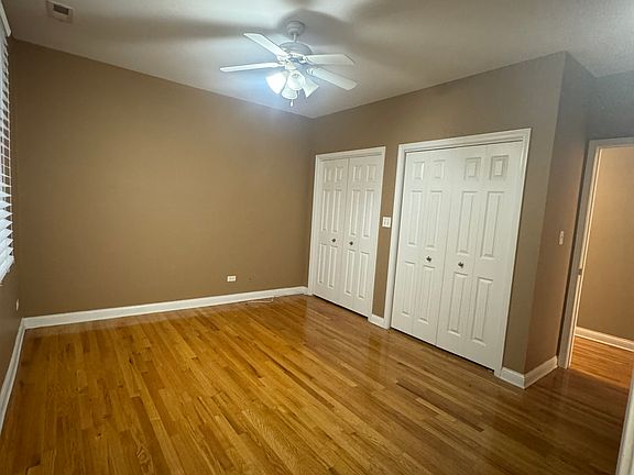 5th image of 458 E Oakwood Blvd Unit 2