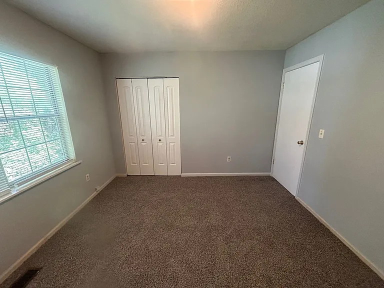 107 Country Town Dr — Photo 12