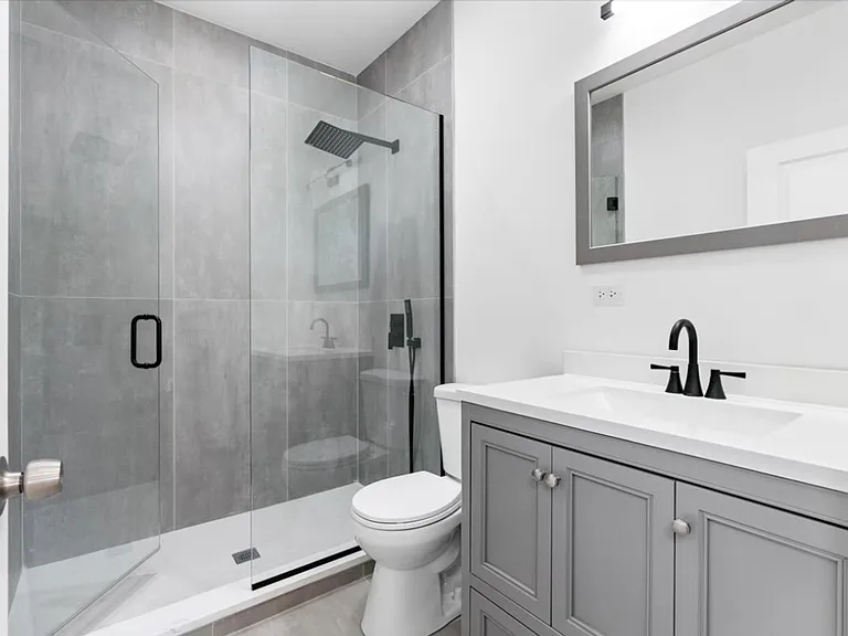 538 N Lawndale Ave — Photo 10
