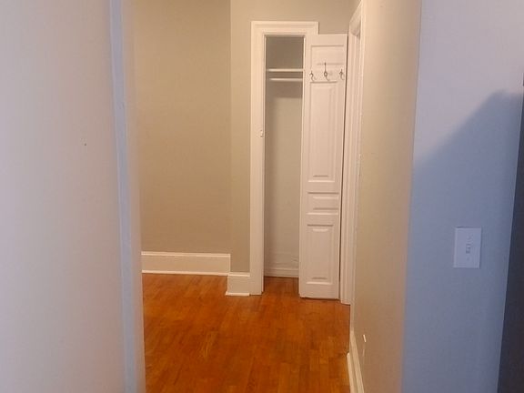 3rd image of 866 N 22nd St