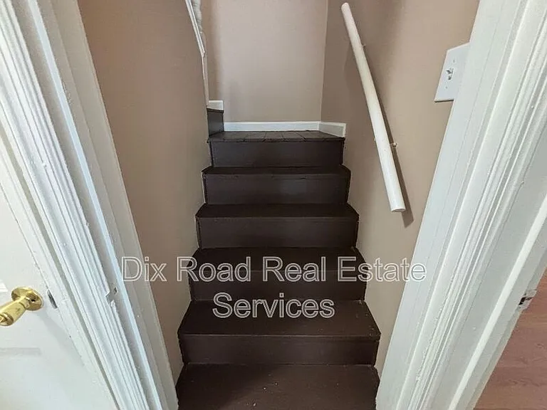 1110 Ellen Dr — Photo 17