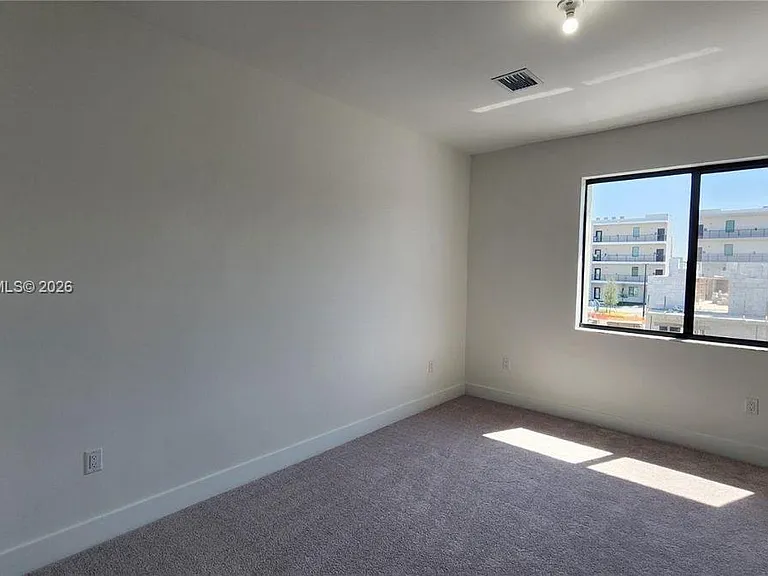 8119 NW 42nd St #8119 — Photo 5