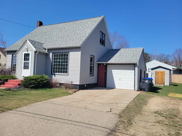 520 W River St, Wautoma, WI 54982