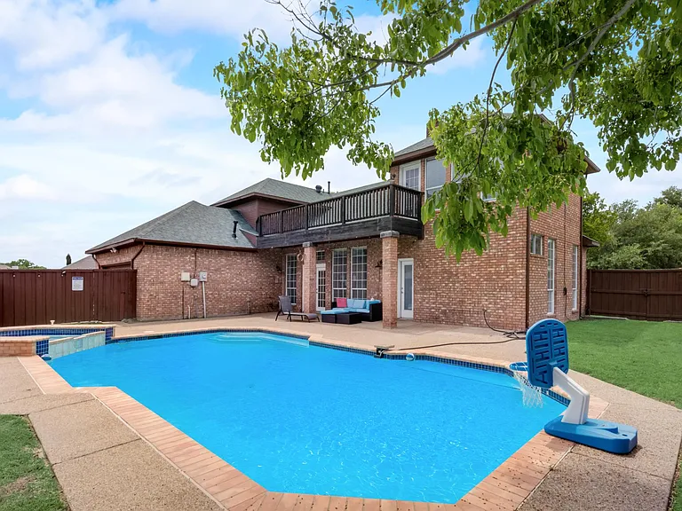 4618 Lakepointe Ave — Photo 32