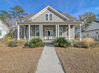 4302 Home Town Ln, Ravenel, SC 29470