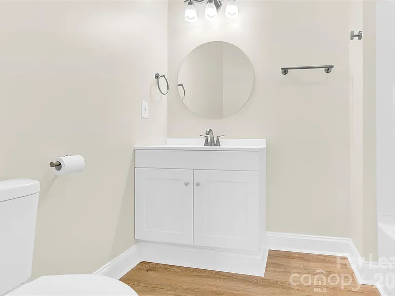 112 Dean St — Photo 12