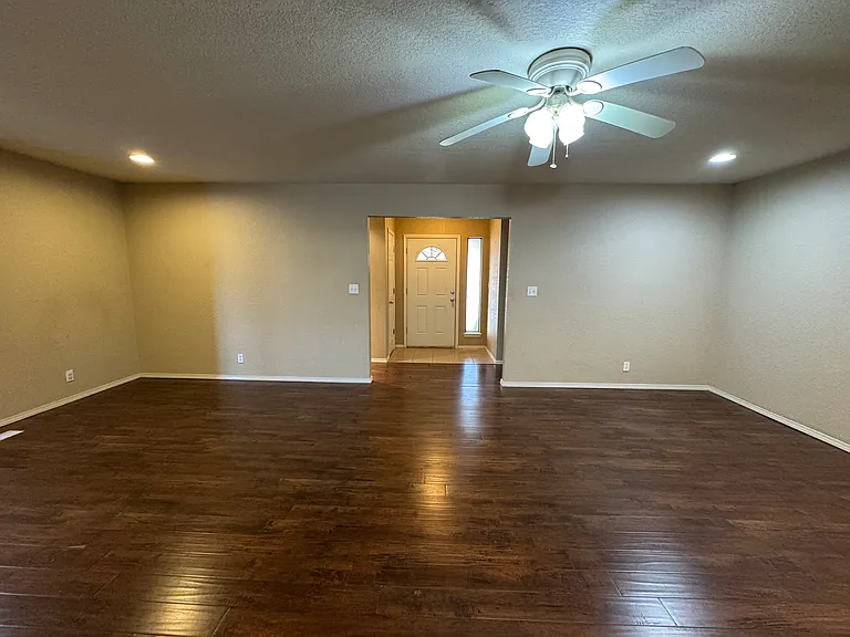 1726 Denim Ln — Photo 4