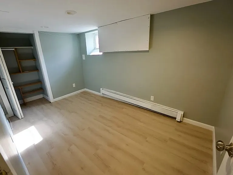183 Roberts Ave #B — Photo 4