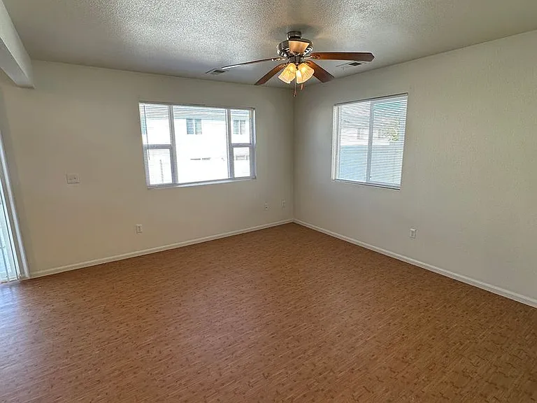 330 Arkel Way — Photo 4